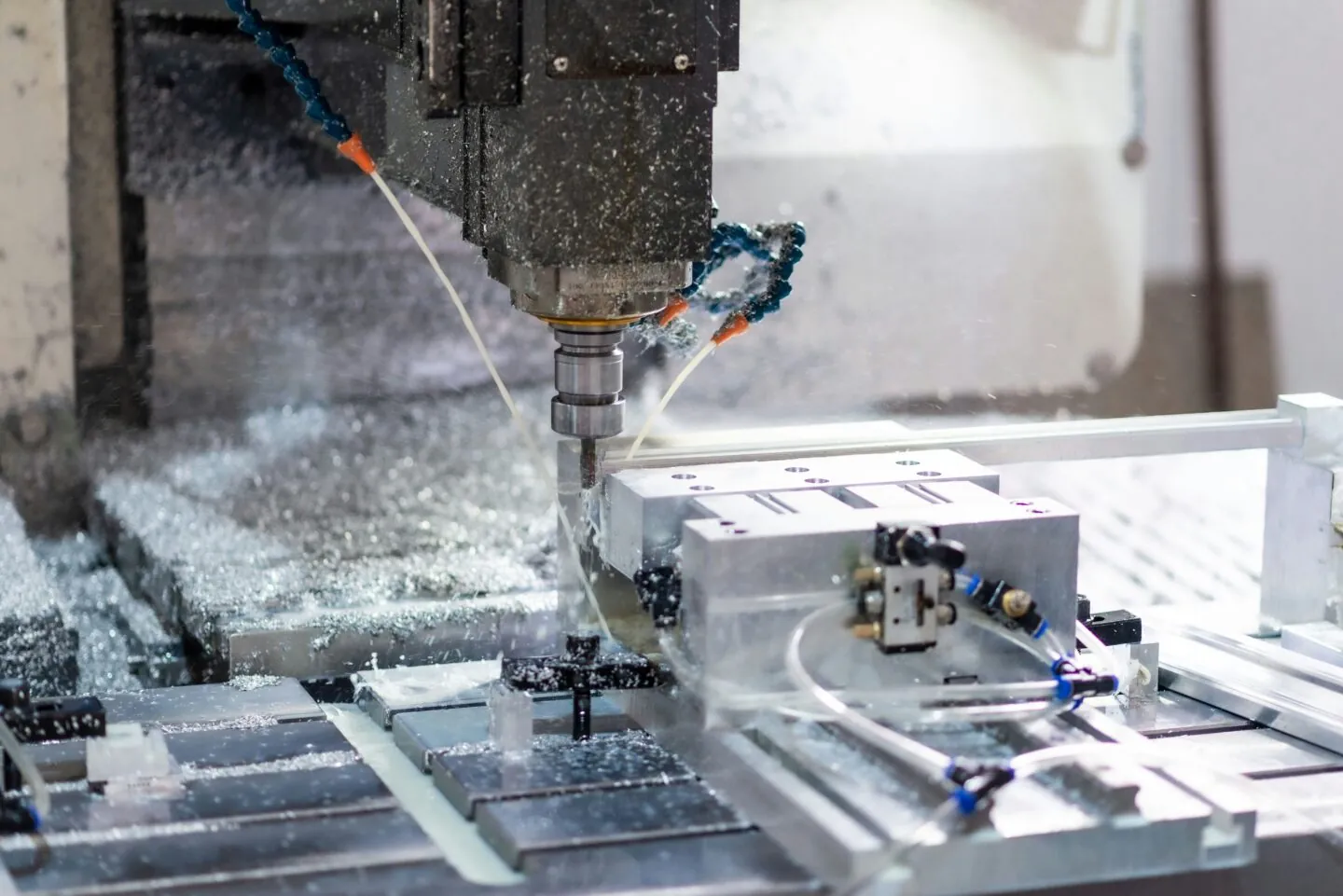 ZAPOŠLJAVAMO CNC OPERATERA - MMC Group 